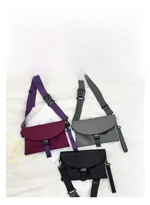 Détails de sacs à bandoulière imperméables minimalistes en violet, gris et noir
