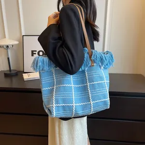 Women Knitted Grid Pattern Fringe Tote Bag Large Capacity Woolen Yarn Shoulder Bag Fashion Summer Casual Handbag Shopping Travel