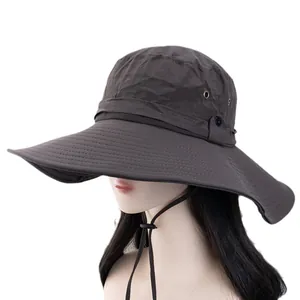 Chapeau de soleil marron foncé à large bord avec mentonnière pour la randonnée et la pêche