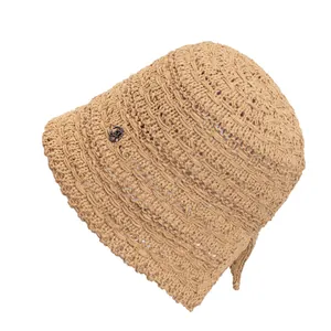 Cappello parasole da donna in paglia intrecciata kaki con logo in metallo laterale