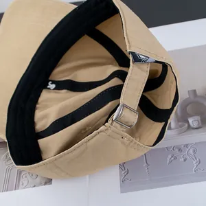 Klassische khakifarbene Segeltuch-Baseballkappe mit besticktem R und Metallschnalle
