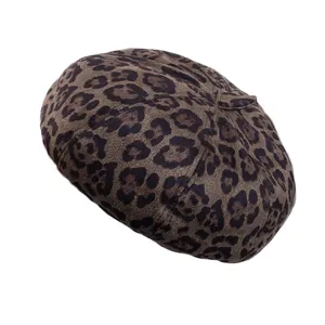 Vintage leopard print beret hat in deep brown wool-like fabric for winter styling