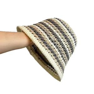 Chapeau bob en paille tissée pour femme avec rayures colorées pour le soleil et l'été