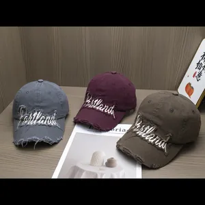 Berretti da baseball in cotone invecchiato con ricamo Portland e effetto lavato
