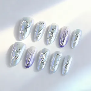 Unghie Finte a Mandorla Aurora Viola Sfumato 3D Vortice Argento Rilievo Metallo Liquido Y2K Unghie Rimovibili Donna Gioielli