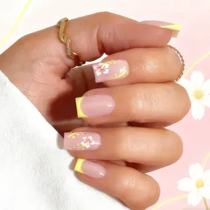 French Short Press On Nails Yellow Glossy Fake Nails With Flower Design Sweet Artificial Nails For Women Nail Art