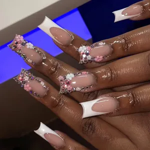 Faux Ongles à Presser Style Français Floral Pointe Blanche Strass Ongles Artificiels Glamour Nail Art pour Femme Décoration Fête Quotidienne