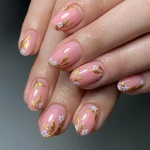 Glossy Pink Oval Press On Nails With Gold Foil Leaf And White Flower Sweet Fake Nails For Women Daily Fashion Decoration