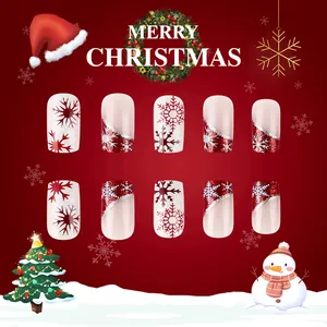 Faux ongles courts carrés de Noël avec dégradé rouge blanc, flocons de neige et paillettes