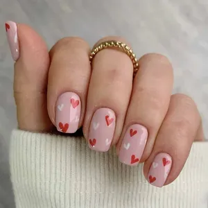 Unghie Finte a Pressione Corte Quadrate San Valentino Rosa Lucido con Motivo a Cuore Rosso e Bianco per Donna Manicure Fai-da-te
