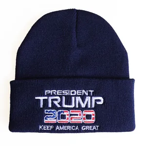 Dunkelblaue Trump 2020 Keep America Great Strickmütze mit hochwertiger Bestickung