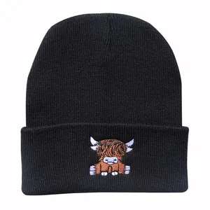 Schwarze Strickmütze mit Highland-Cow-Stickerei, gemütliche Wintermütze für Damen und Herren
