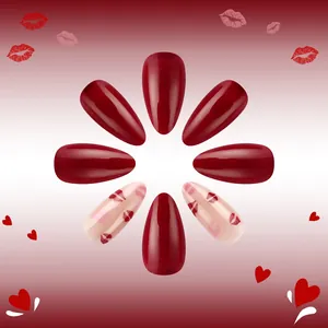 Faux ongles amande rouge vin et rose avec motifs de lèvres pour la Saint-Valentin