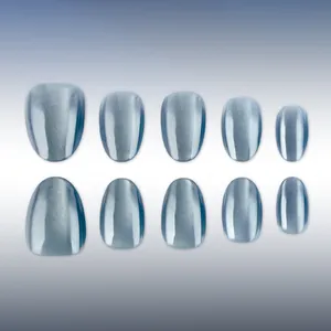 Faux ongles œil de chat ovales courts bleu brume avec 10 tailles dégradées