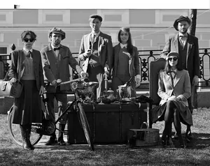 Classic newsboy and beret caps in a retro British style with textured wool fabric