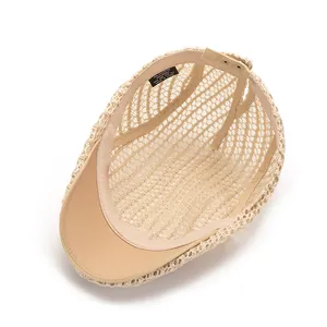Détail d'une casquette en maille respirante en polyester et lyocell avec bandeau intérieur