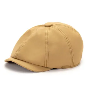 Klassische khakifarbene Newsboy-Mütze im Retro-Stil mit strukturierter Sechs-Panel-Form