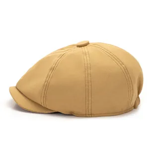 Detailansicht der khakifarbenen Schirmmütze mit Baumwoll-Twill und achteckiger Nahtstruktur