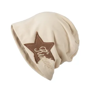 Star patch cream knit beanie hat with Hizland embroidery in American college style