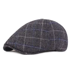 Classic dark grey plaid flat cap in warm wool blend for men with vintage British style