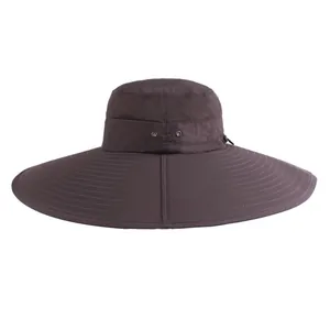 Cappello da sole marrone scuro a tesa larga con rete traspirante e cinturino regolabile