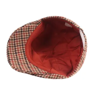 Vintage houndstooth beret hat for men and women with soft lining and durable polyester