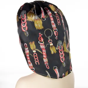 Extra große Satin-Schlafhaube mit Kettenmuster und breitem elastischem Band für Damen