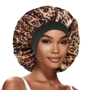 Bonnet de nuit satiné motif léopard avec large bande élastique noire pour femme