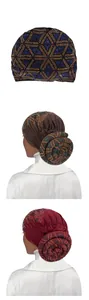 Détails de trois turbans élastiques avec strass et motif floral en spirale à l'arrière
