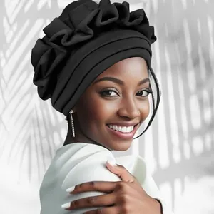 Modischer schwarzer Turban mit Falten und Rüschendesign für Damen-Haarpflege