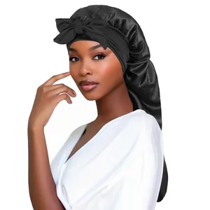 Bonnet de nuit en satin noir élégant avec grand nœud pour protéger les cheveux longs