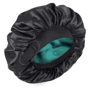 Verstellbare doppellagige Satin-Schlafhaube mit breitem Gummiband und grünem Futter