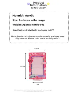 Porte-carte en acrylique rose avec motifs d'étoiles et dimensions 6,1x9,5cm