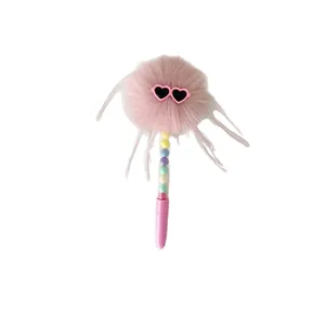 Stylo à bille rose duveteux avec lunettes de soleil coeur et perles colorées