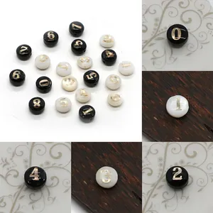 Perles de Numéros Plates Rondes en Coquillage Naturel Résine Or Digital 0-9 Perles en Vrac pour la Fabrication de Bijoux DIY Bracelet Collier Accessoires