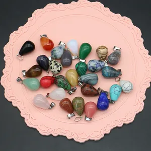 Pendentifs gouttes en pierre naturelle polie de couleurs assorties avec attaches argent