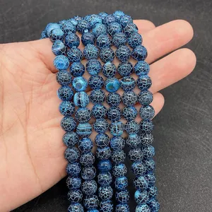 Detailweergave van 8mm blauwe drakenader agaat ronde kralen met natuurlijke textuur