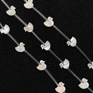 Entenförmige weiße Perlmuttschalen-Perlen mit irisierendem Glanz für DIY-Schmuck