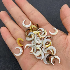 Natürliche gelbe Meeresmuschel 10mm Mondanhänger für DIY-Schmuck und Halsketten