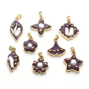 Ciondolo a stella in resina con cristalli druzy viola e perla in cornice dorata