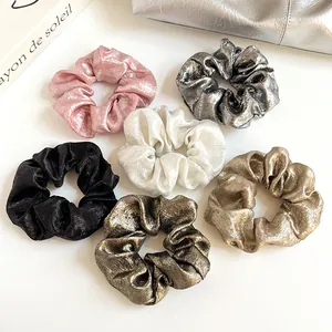 Chouchou à Éclat Métallique de Style Français Élastique Haute Résistance Attache-Cheveux Plissé Élégant Corde de Queue de Cheval pour Femmes Accessoires