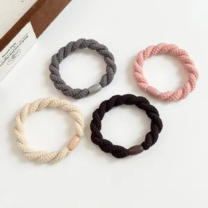 Lot de quatre chouchous tressés haute élasticité en gris, rose, beige et marron