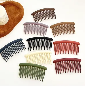 Detail of 8-color matte hair side combs set featuring a 17-tooth curved resin structure