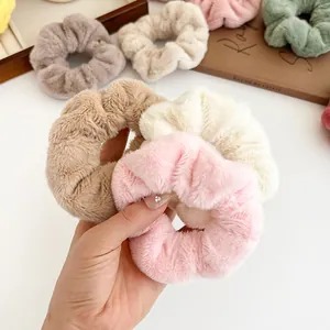 Chouchous en peluche douce aux couleurs macaron variées pour queue de cheval haute