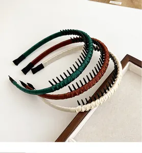 Lot de trois serre-têtes en tissu avec dents antidérapantes et embouts de protection