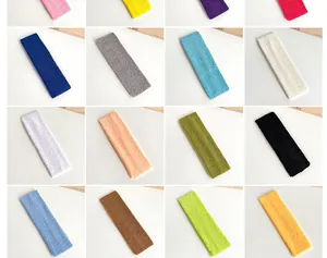 Détail des bandeaux de sport en éponge absorbante disponibles en plusieurs couleurs