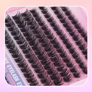 Detail van DIY wimperextensie kit met clusters in diverse lengtes en een vol volume