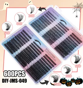 Detail view of 600pcs DIY eyelash clusters set in 30D to 100D density and 8-16mm length