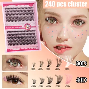 Makro-Detail von 240 Einzelwimpern mit 10-18mm Längenangaben in einer rosa Box