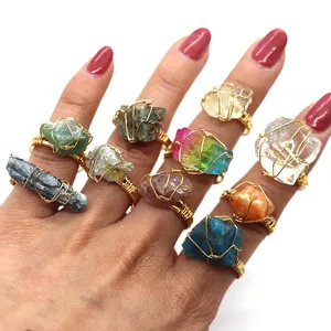 Anillos artesanales de alambre de cobre con piedras naturales en nueve colores de piedras preciosas
